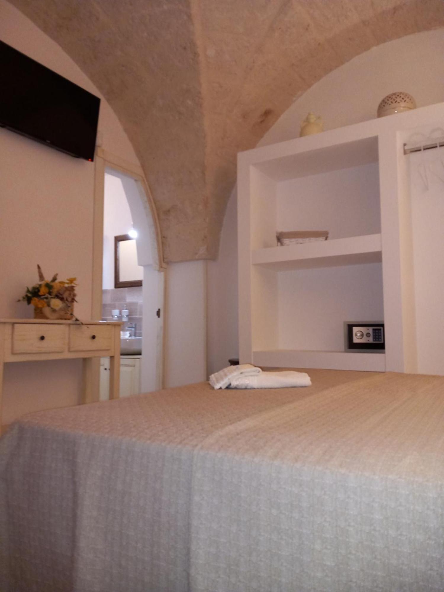 Antica Via Roma B&B E Relax Montalbano  Habitación foto